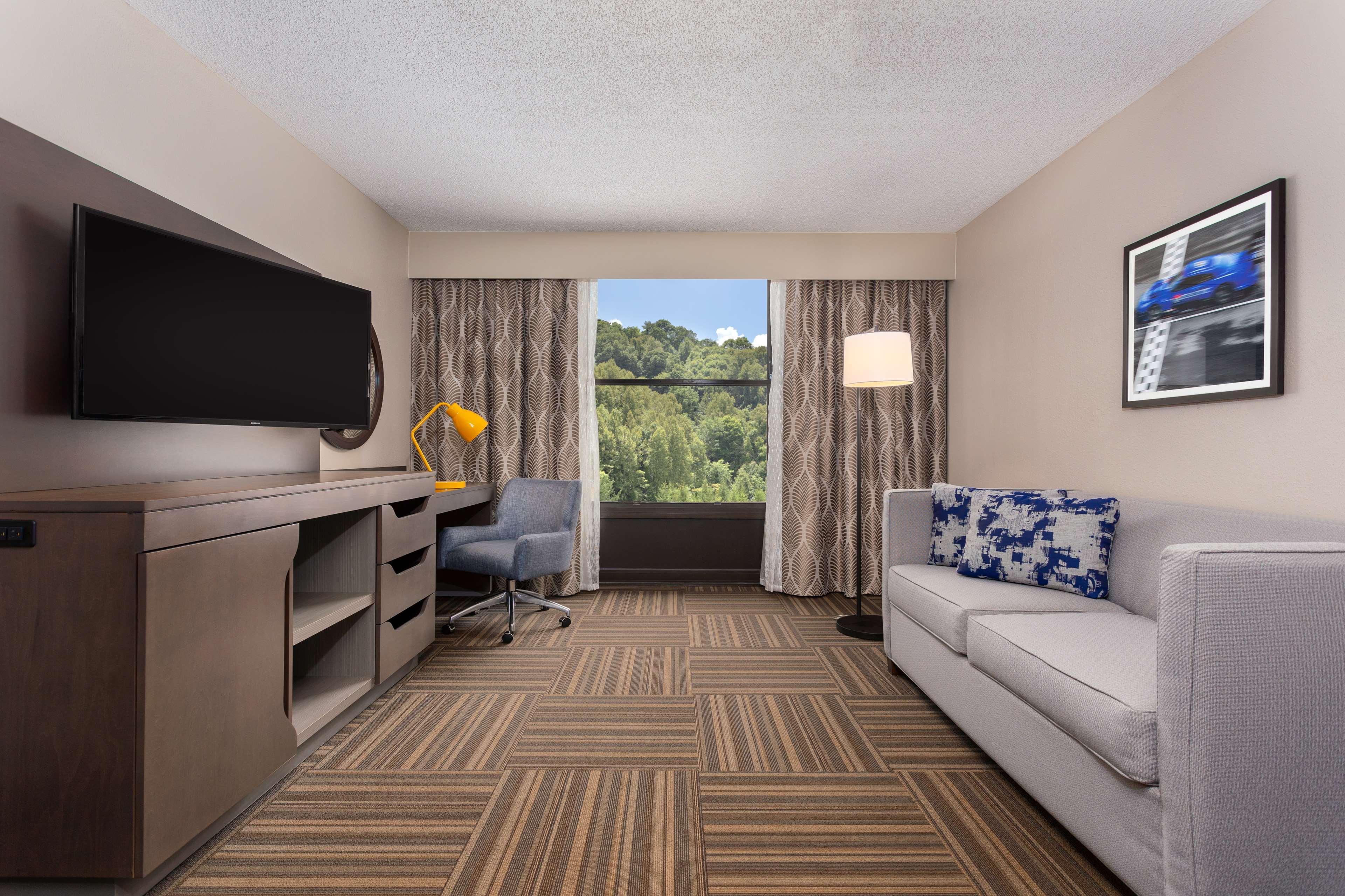 Hampton Inn Bristol Ngoại thất bức ảnh