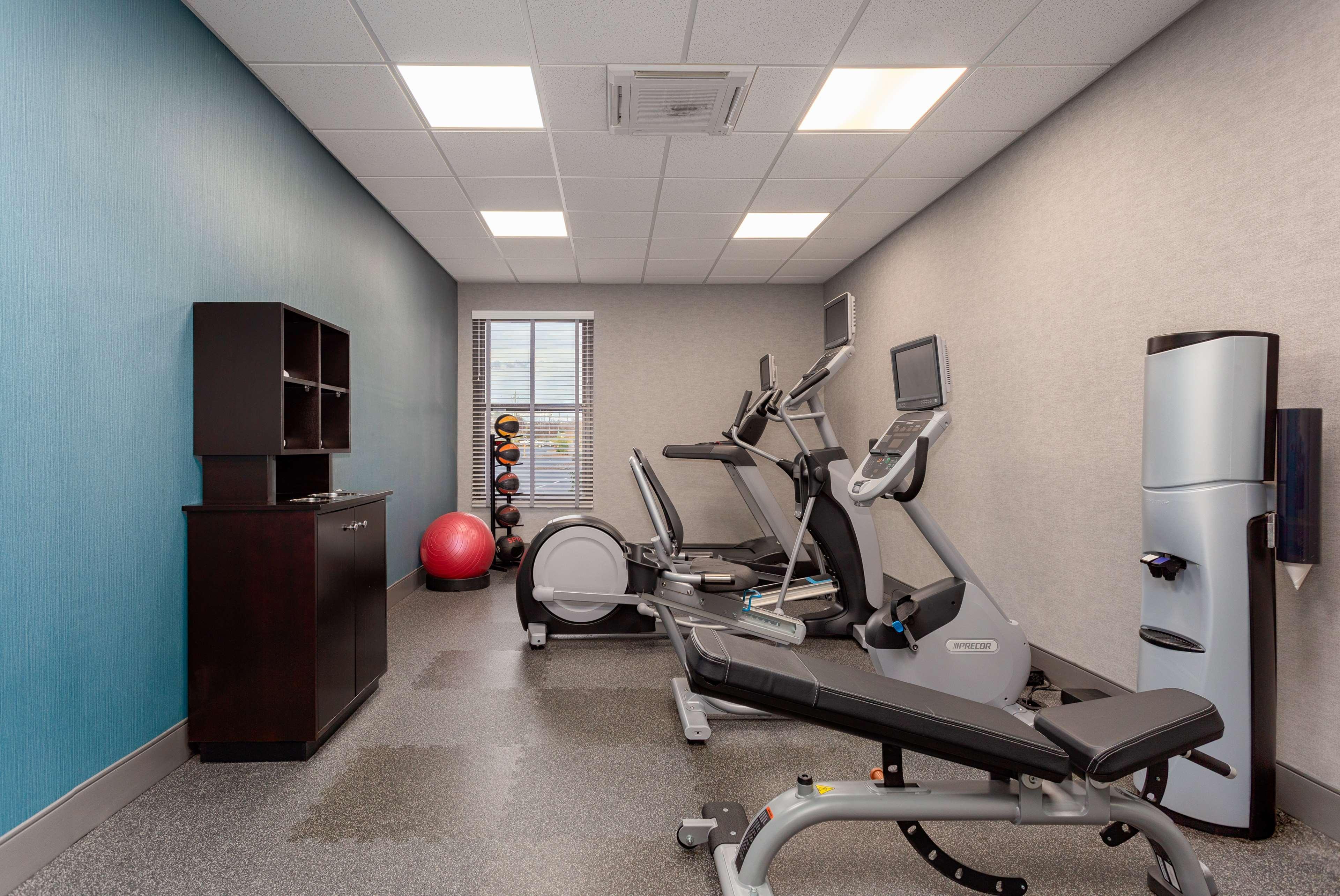 Hampton Inn Bristol Ngoại thất bức ảnh
