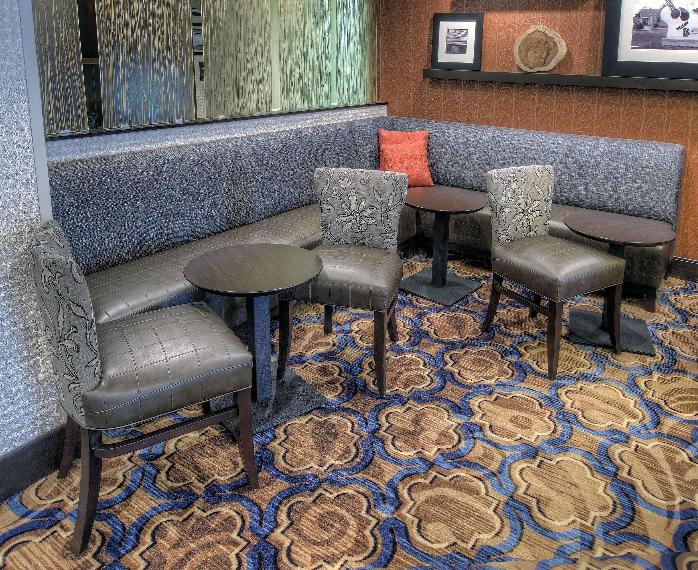 Hampton Inn Bristol Ngoại thất bức ảnh