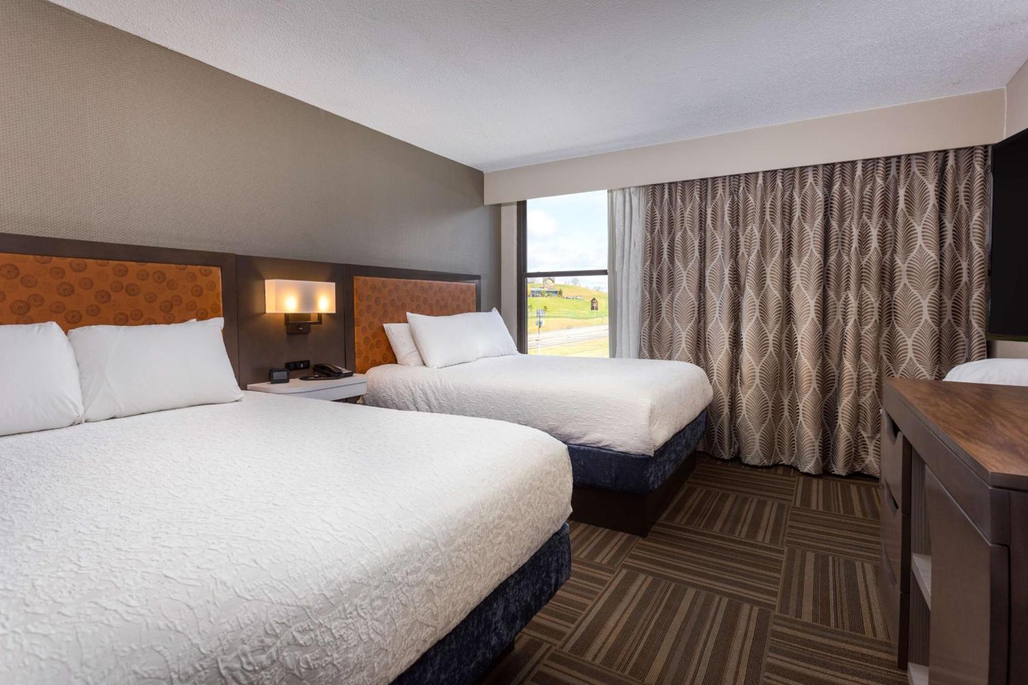 Hampton Inn Bristol Ngoại thất bức ảnh